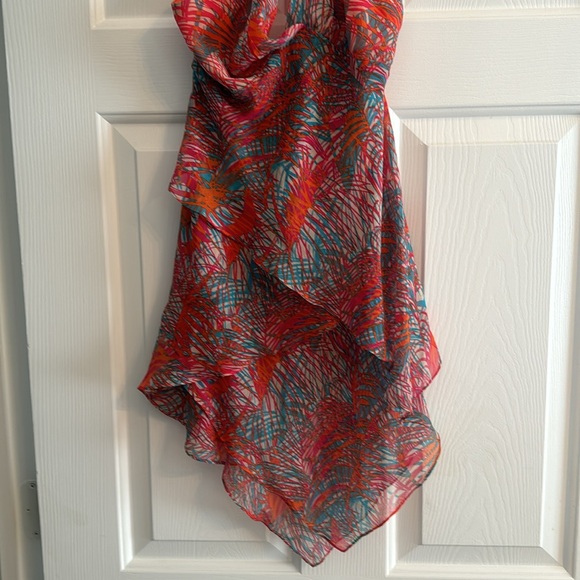 Halter top - Picture 2 of 4